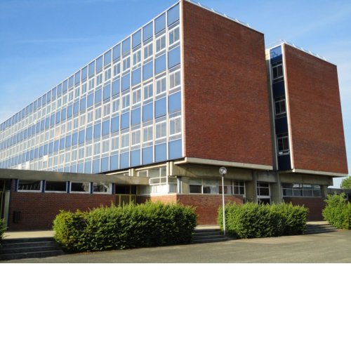 Le Bâtiment central